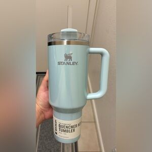 Stanley 40 oz Stainless Steel H2.0 Flowstate Quencher Tumbler Blueberry Milk